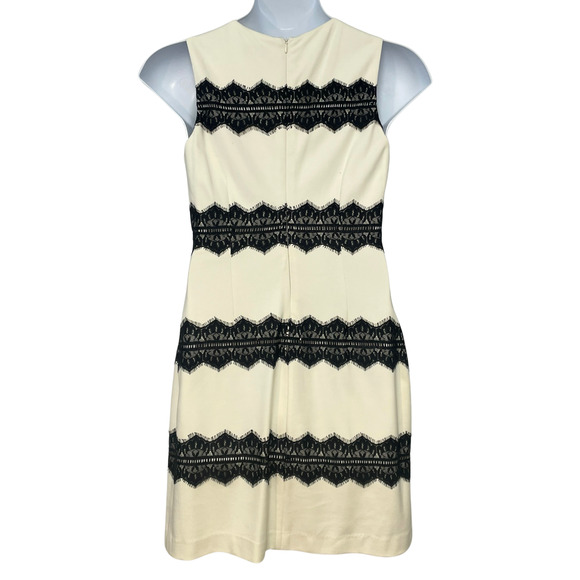 Belle Badgley Mischka Sz 12 Sleeveless Sheath Dress Cream w/Black Lace Bands - Picture 3 of 11